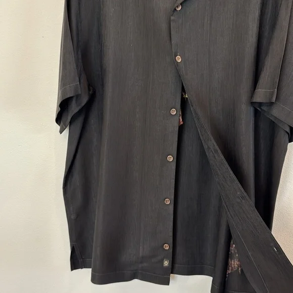 Men’s Tommy Bahama With A Twist Martini Hawaiian Tiki Shirt 100% Silk Size XL - Picture 4 of 12